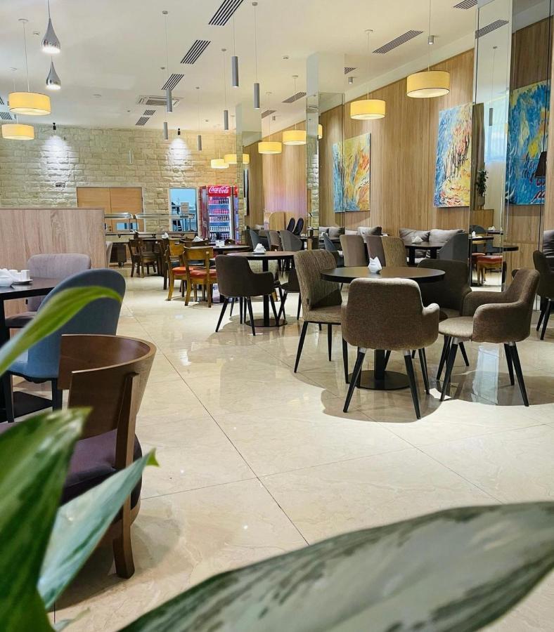 Abaash Hotel Afon New Athos エクステリア 写真