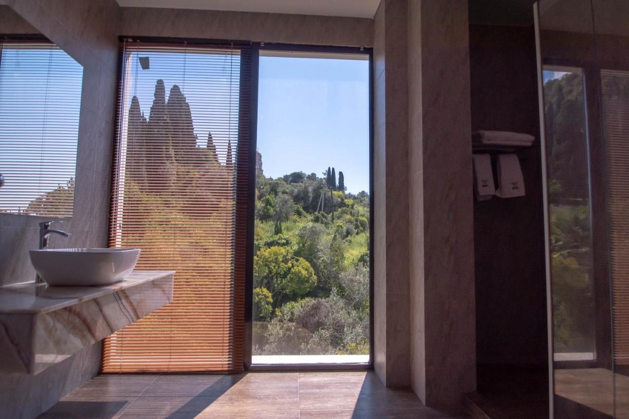 Abaash Hotel Afon New Athos エクステリア 写真