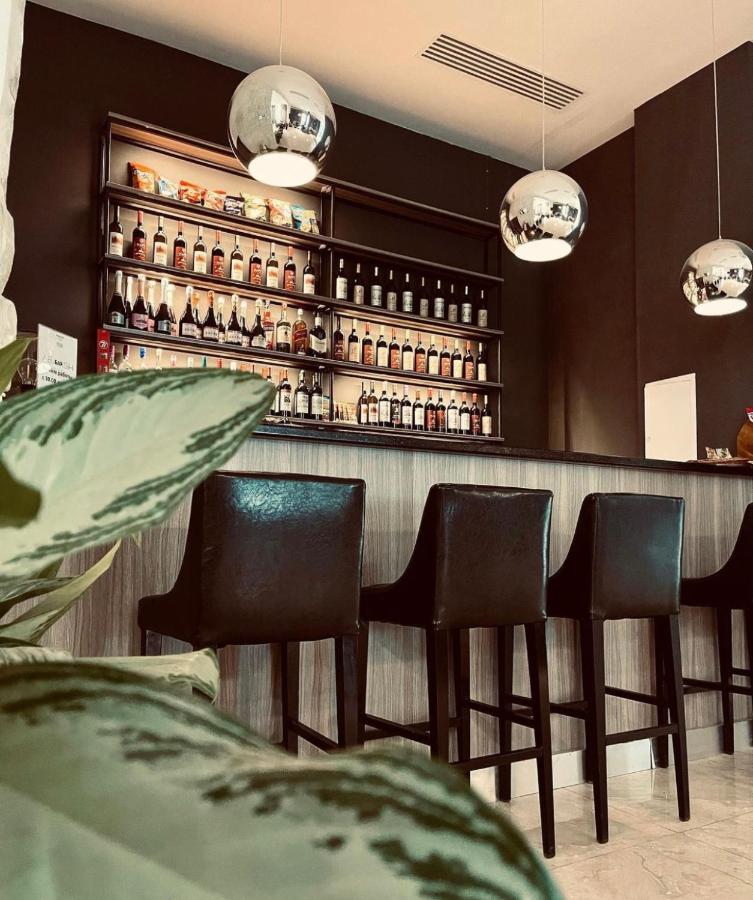 Abaash Hotel Afon New Athos エクステリア 写真