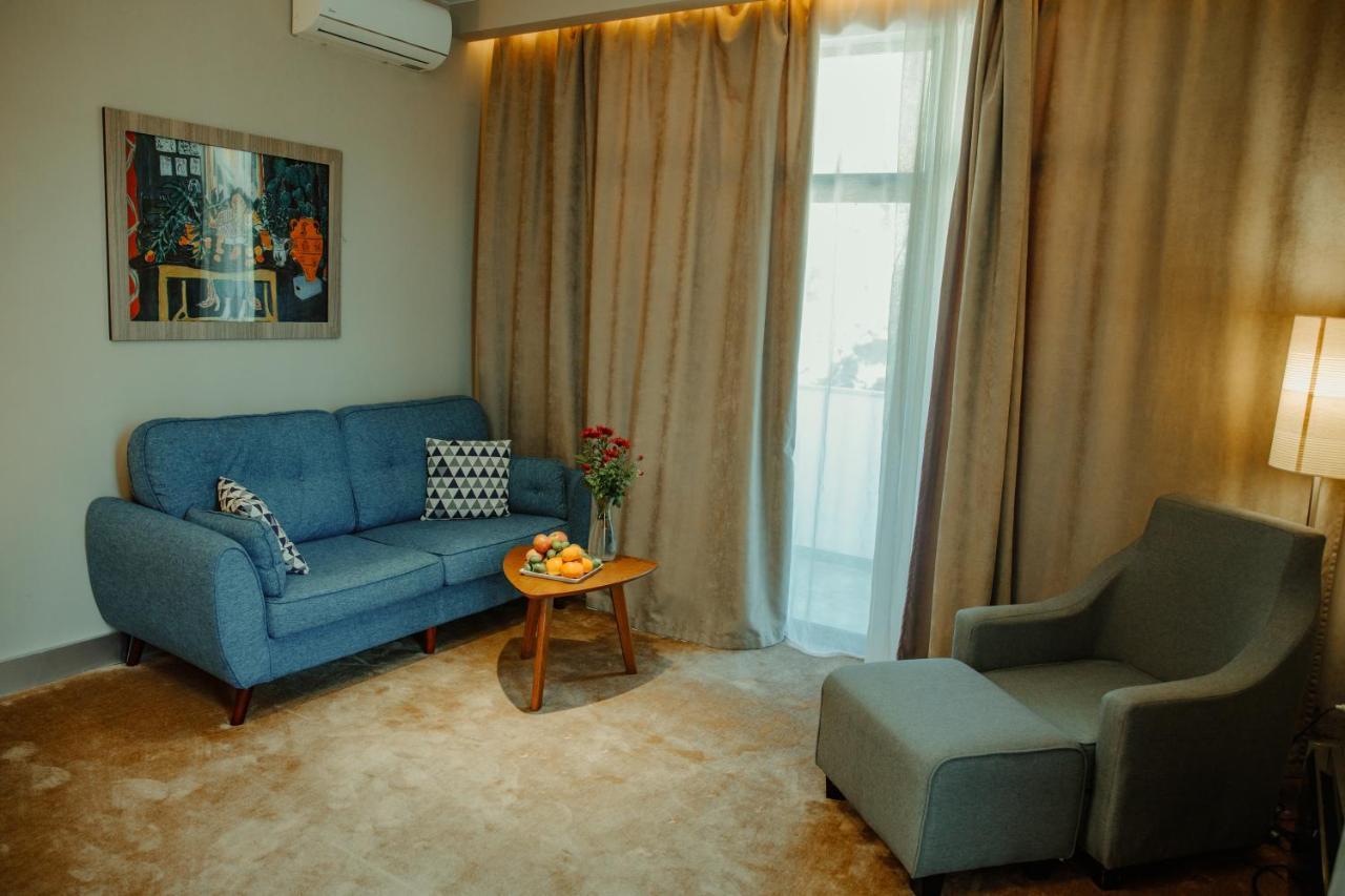 Abaash Hotel Afon New Athos エクステリア 写真