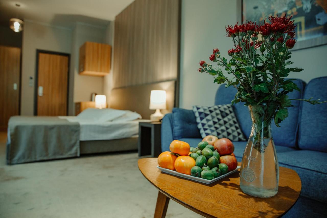 Abaash Hotel Afon New Athos エクステリア 写真